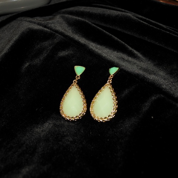Triangle / Tear Drop Earrings Green / August 8021 - Picture 4 of 5